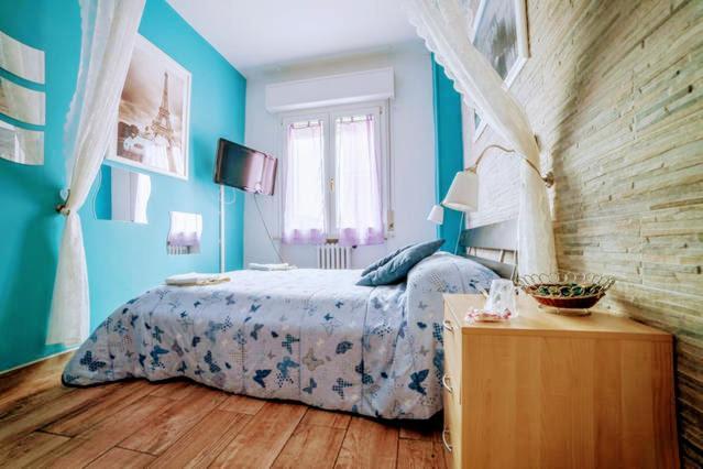 Europe Station Rooms 파르마 외부 사진