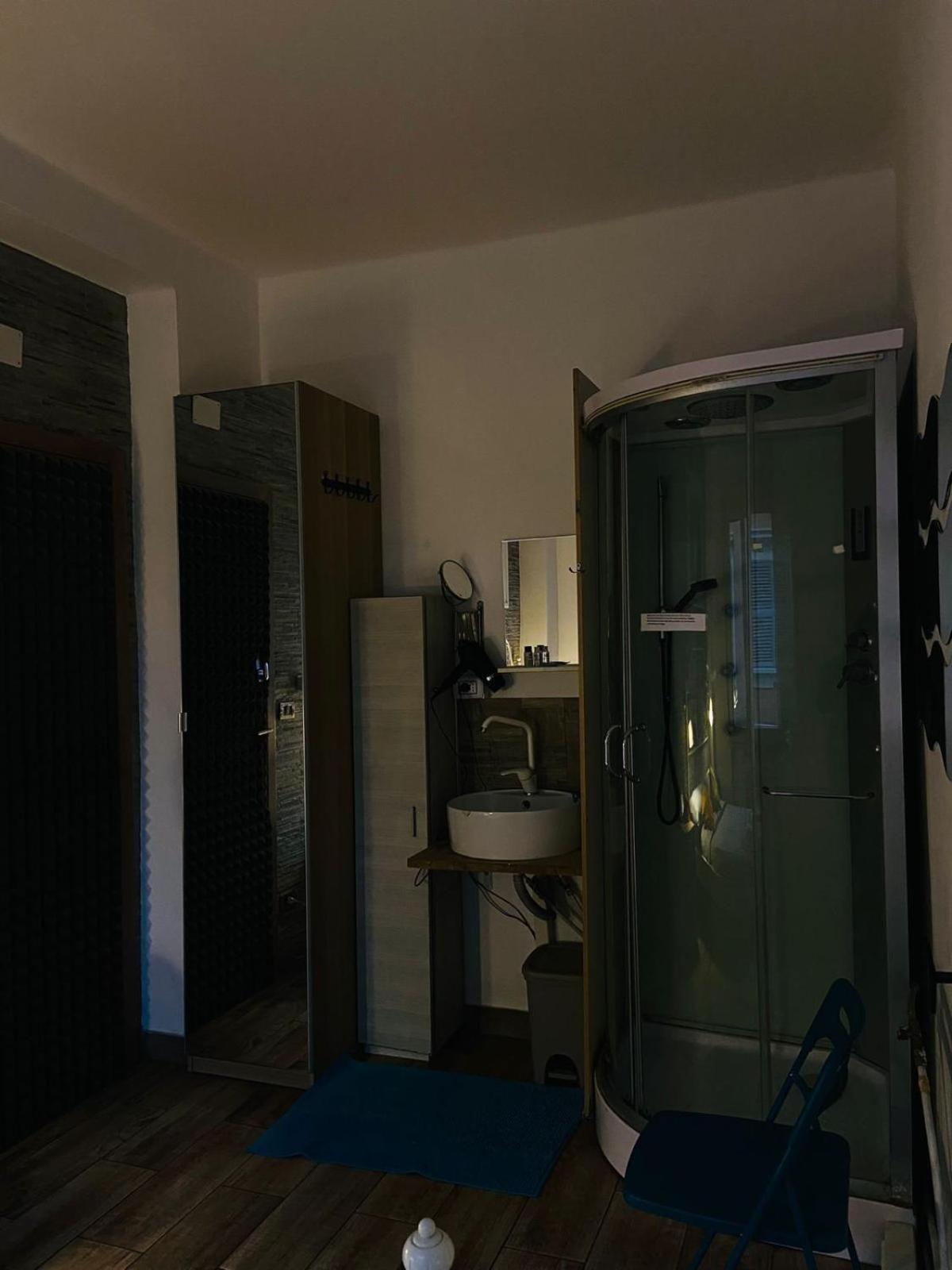 Europe Station Rooms 파르마 외부 사진