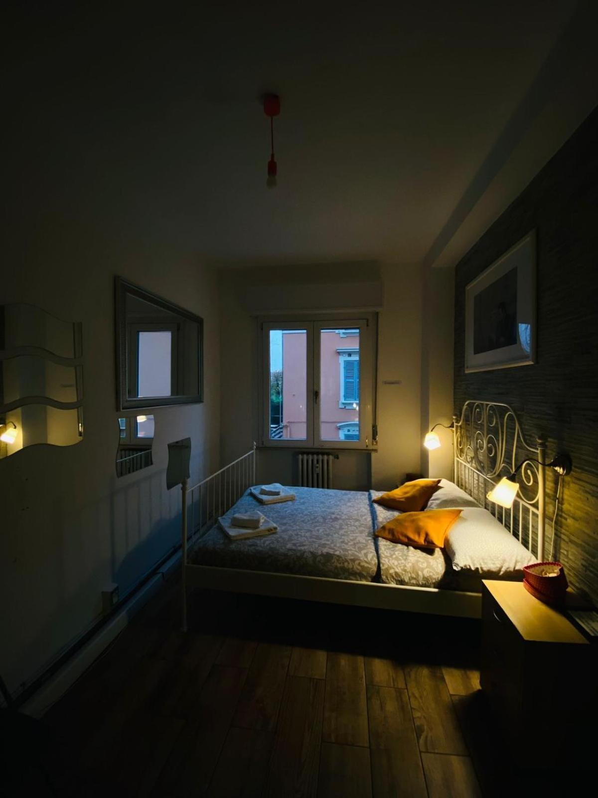Europe Station Rooms 파르마 외부 사진