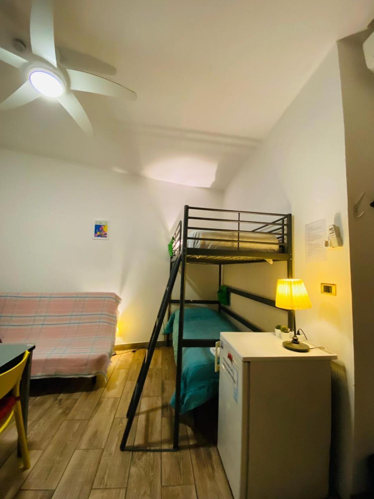 Europe Station Rooms 파르마 외부 사진