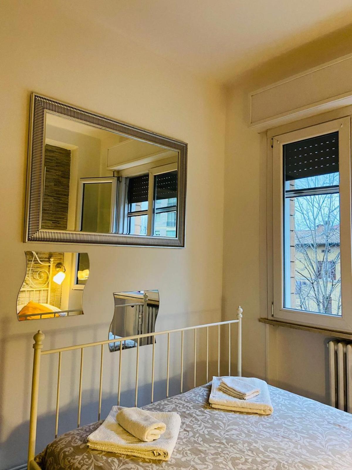 Europe Station Rooms 파르마 외부 사진